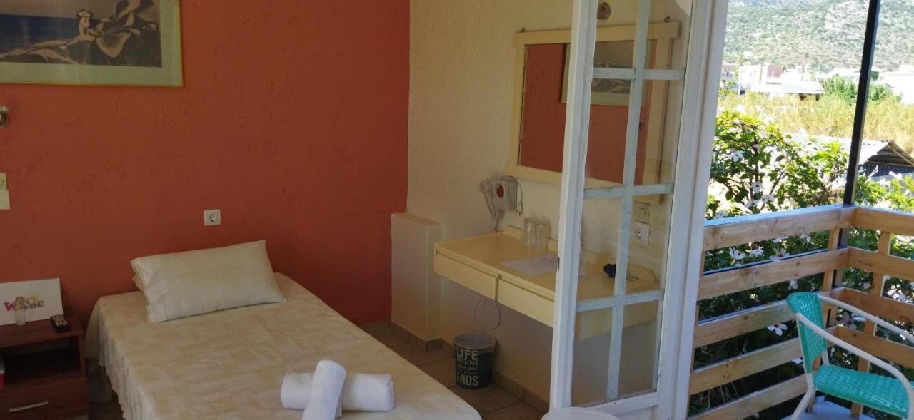 Cleo Rooms 250M From The Beach Malia  Exterior photo